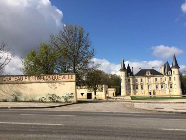 2015年(nián)4月(yuè)5日(rì)波爾多(duō)期酒品鑒 -- 第一(yī)站(zhàn) 聖朱利安産區(qū)和(hé)波亞克産區(qū)