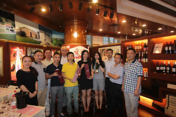 2016年(nián)9月(yuè)7日(rì) 番禺實體(tǐ)店(diàn)盲品會(huì)