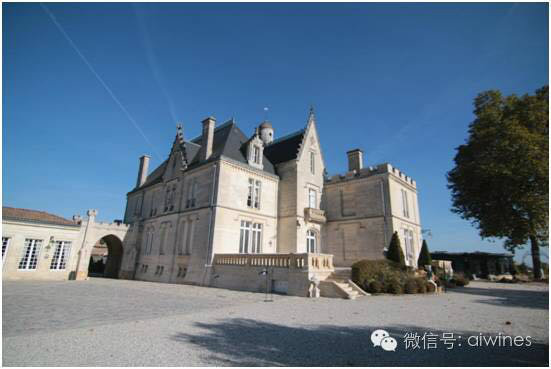 2016年(nián)11月(yuè)03日(rì)愛(ài)醇波爾多(duō)酒莊之旅-黑(hēi)教皇站(zhàn)（陳文(wén)）