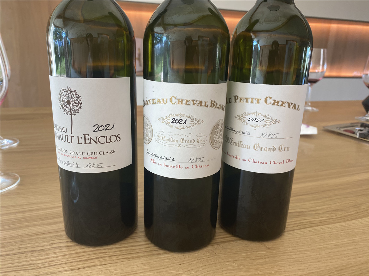 5月(yuè)18日(rì) 白(bái)馬酒莊盲品活動